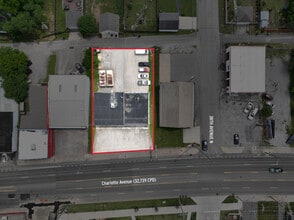 3729 Charlotte Ave, Nashville, TN for lease Building Photo- Image 2 of 4