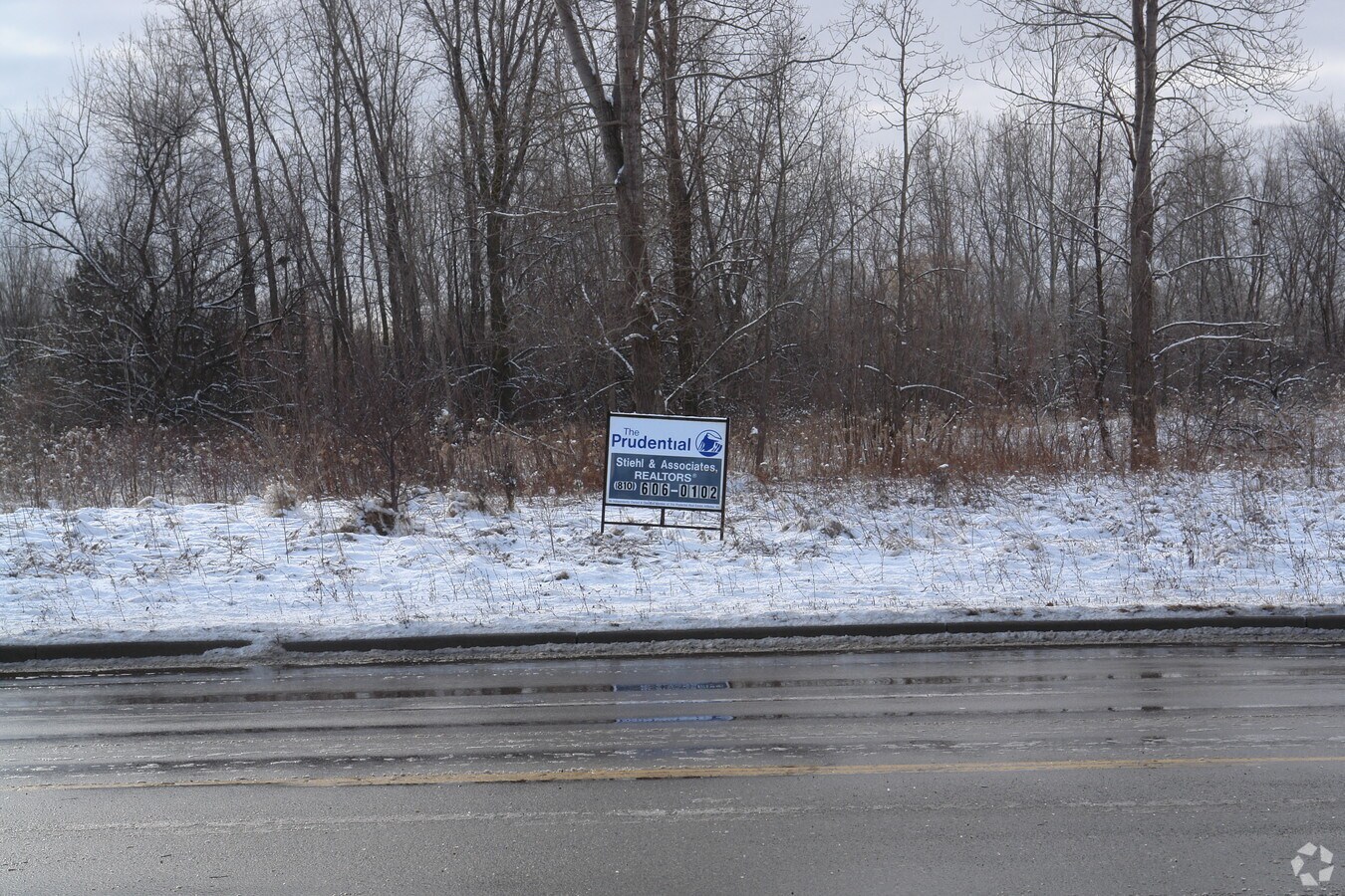 4185 Lennon Rd, Flint, MI 48507