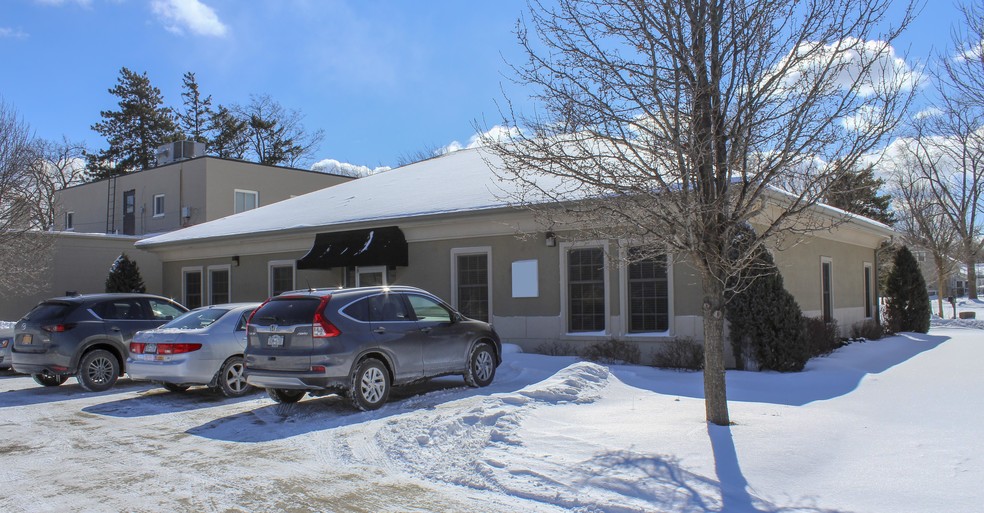 6779 Main St, Williamsville, NY for sale - Building Photo - Image 1 of 1