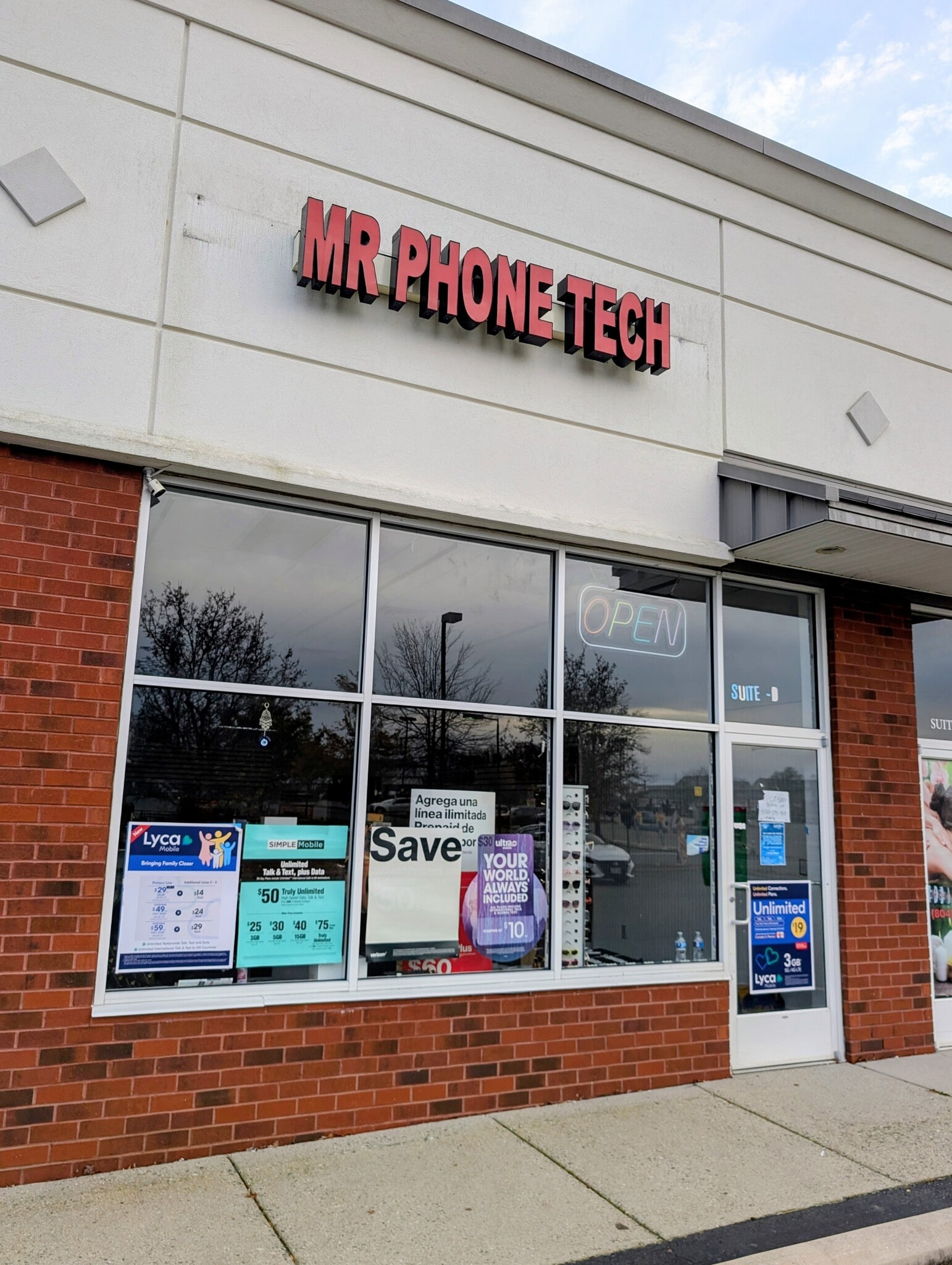 7999 Creighton Pky, Mechanicsville, VA for lease Building Photo- Image 1 of 1