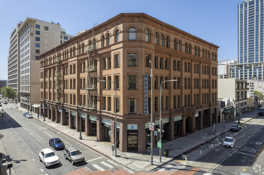 300-310 S Broadway, Los Angeles, Ca 90013 - Bradbury Building 