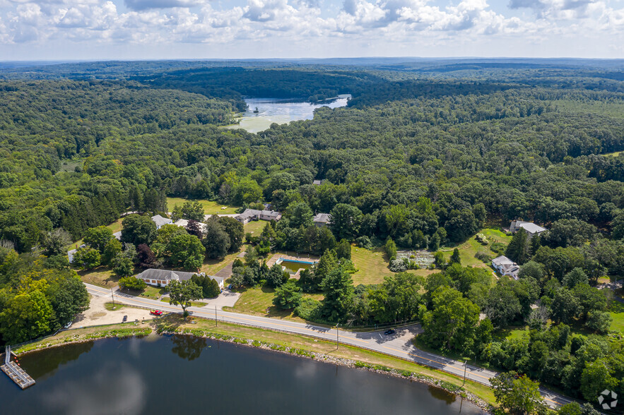 1667 Exeter Rd, Lebanon, CT for sale - Building Photo - Image 1 of 57