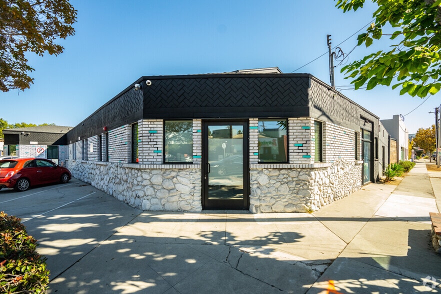 3951 Higuera St, Culver City, CA for sale - Interior Photo - Image 2 of 22