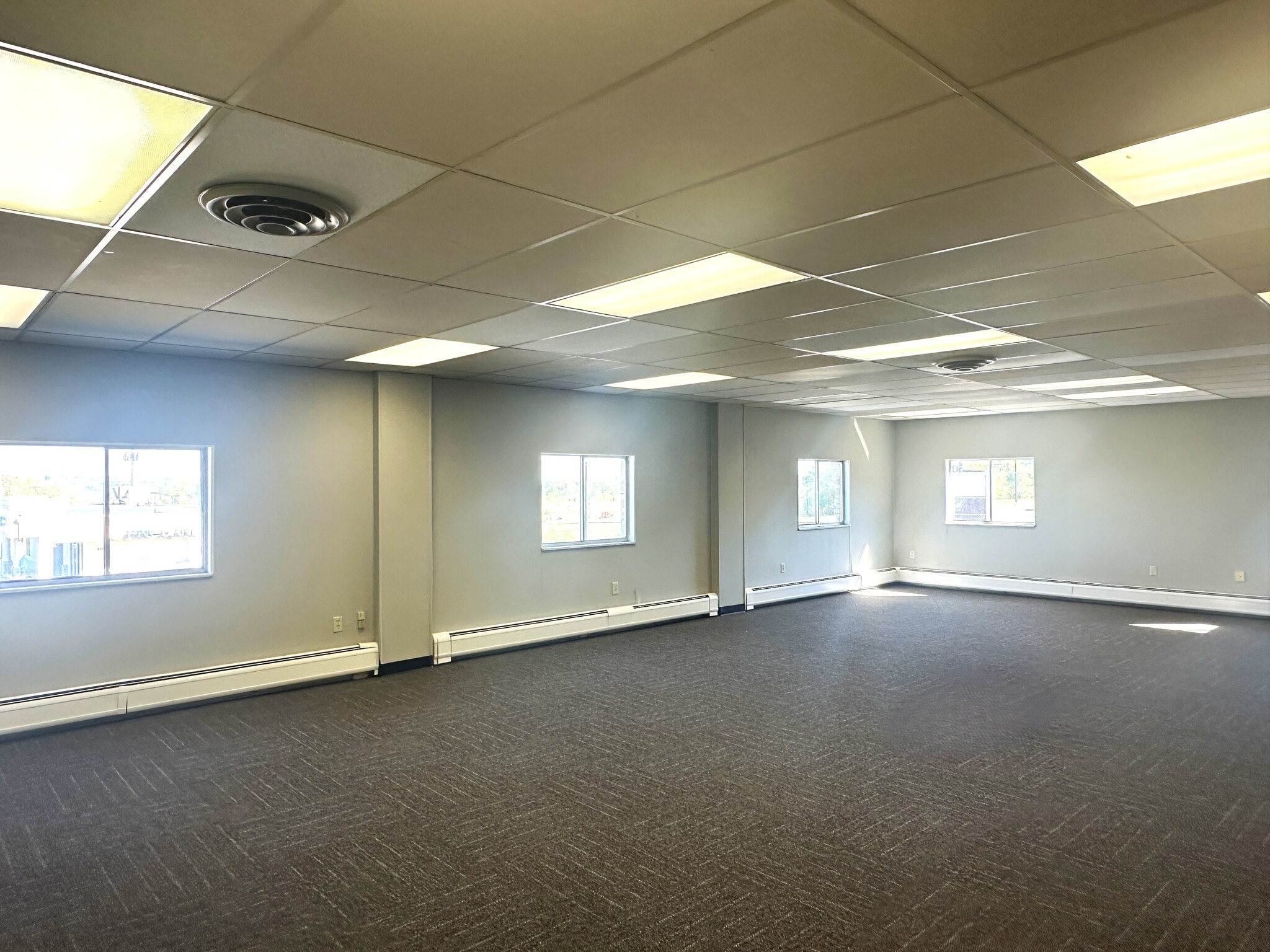 4505 N Main St, Dayton, OH for lease Interior Photo- Image 1 of 10