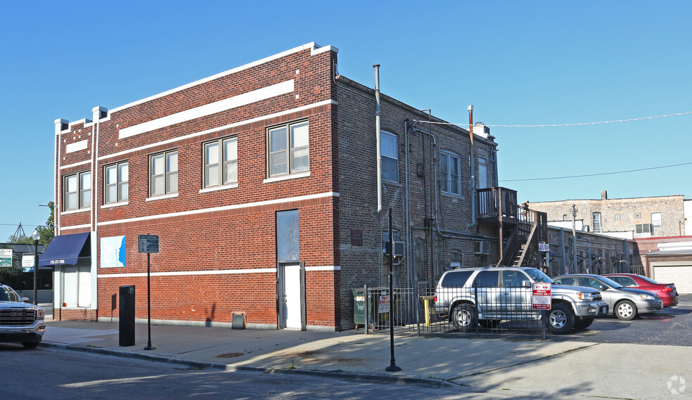 4936-4950 W Irving Park Rd, Chicago, IL for lease - Building Photo - Image 3 of 4