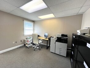 105 E Evans St SW, West Chester, PA for lease Interior Photo- Image 2 of 9