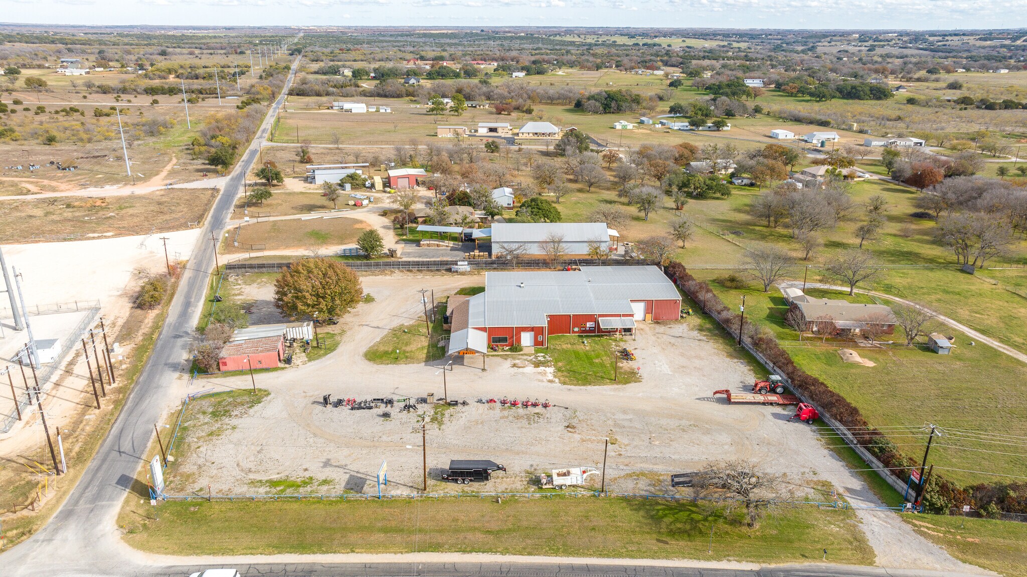 105 Bolton Rd, Granbury, TX 76049 Three Rivers Equipment Sales