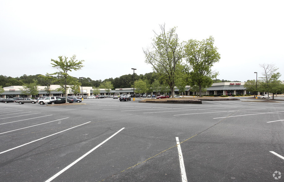 101-217 Banks Rd, Fayetteville, GA for lease - Building Photo - Image 2 of 6