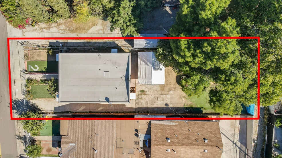 1140 Chicago St, Los Angeles, CA for sale - Building Photo - Image 2 of 15