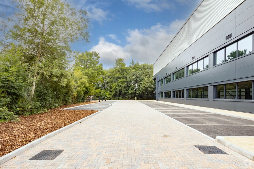 Ravensbank Dr, Redditch for lease - Building Photo - Image 3 of 25