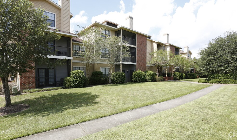 13675 Coursey Blvd, Baton Rouge, LA 70817