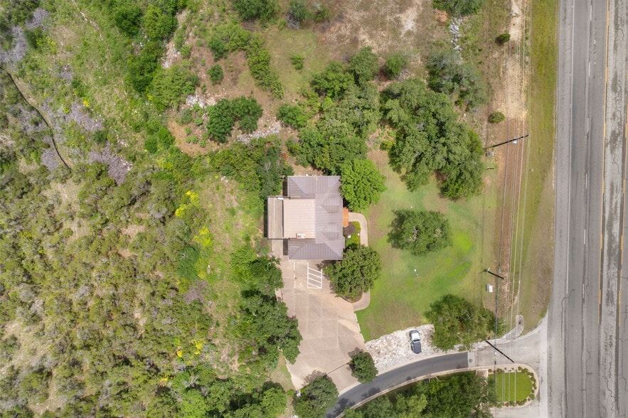 8012 Bee Caves Rd, Austin, TX for sale - Building Photo - Image 3 of 10