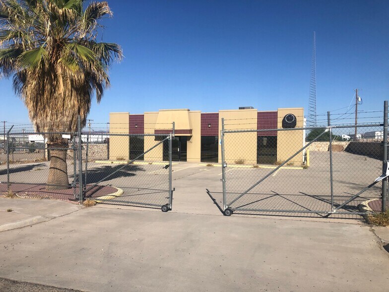 1151 Kessler Dr, El Paso, TX 79907