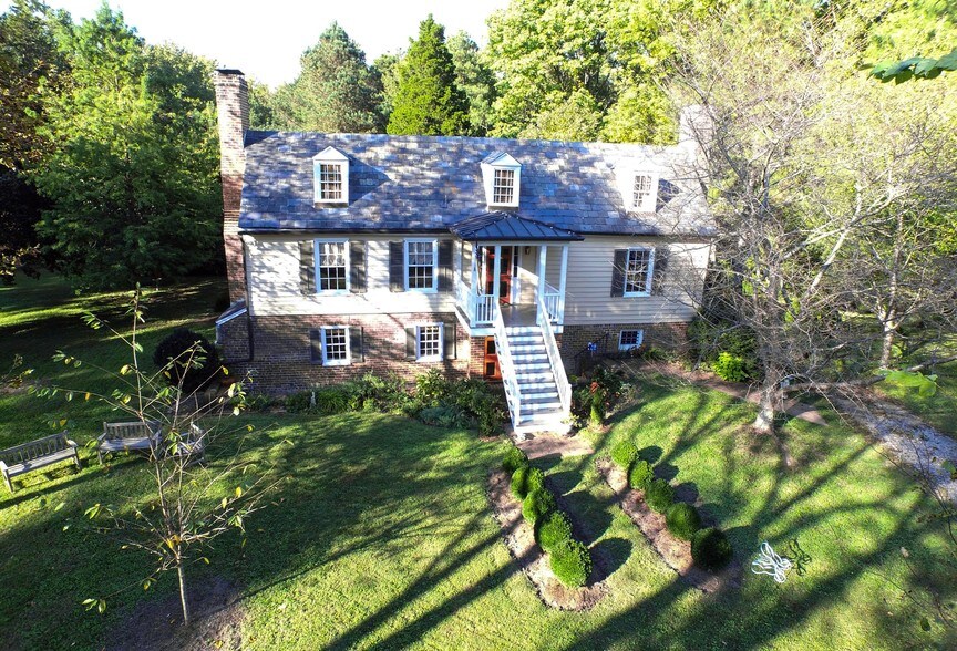 5636 Hopewell Rd, New Kent, VA 23124