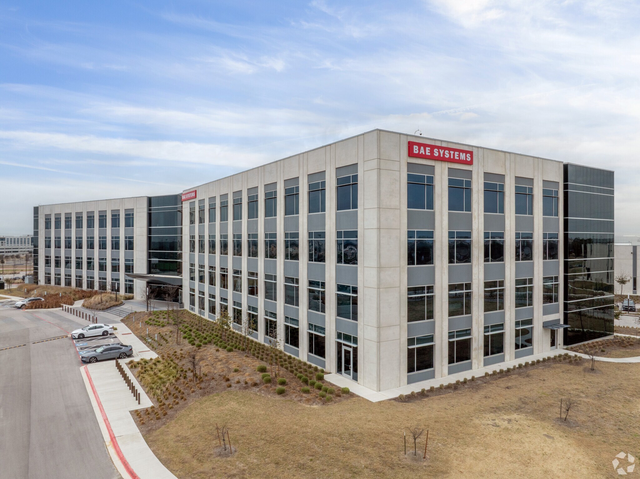 825-835 E Howard Ln, Austin, TX for sale Primary Photo- Image 1 of 1