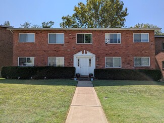 More details for 9546 Hyde Park Dr, Affton, MO - Multifamily for Sale