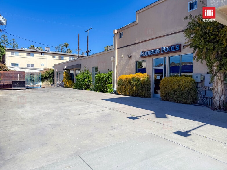 4363 Woodman Ave, Sherman Oaks, CA for lease - Building Photo - Image 2 of 15