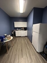 550 Long Point Rd, Mount Pleasant, SC for lease Interior Photo- Image 2 of 12