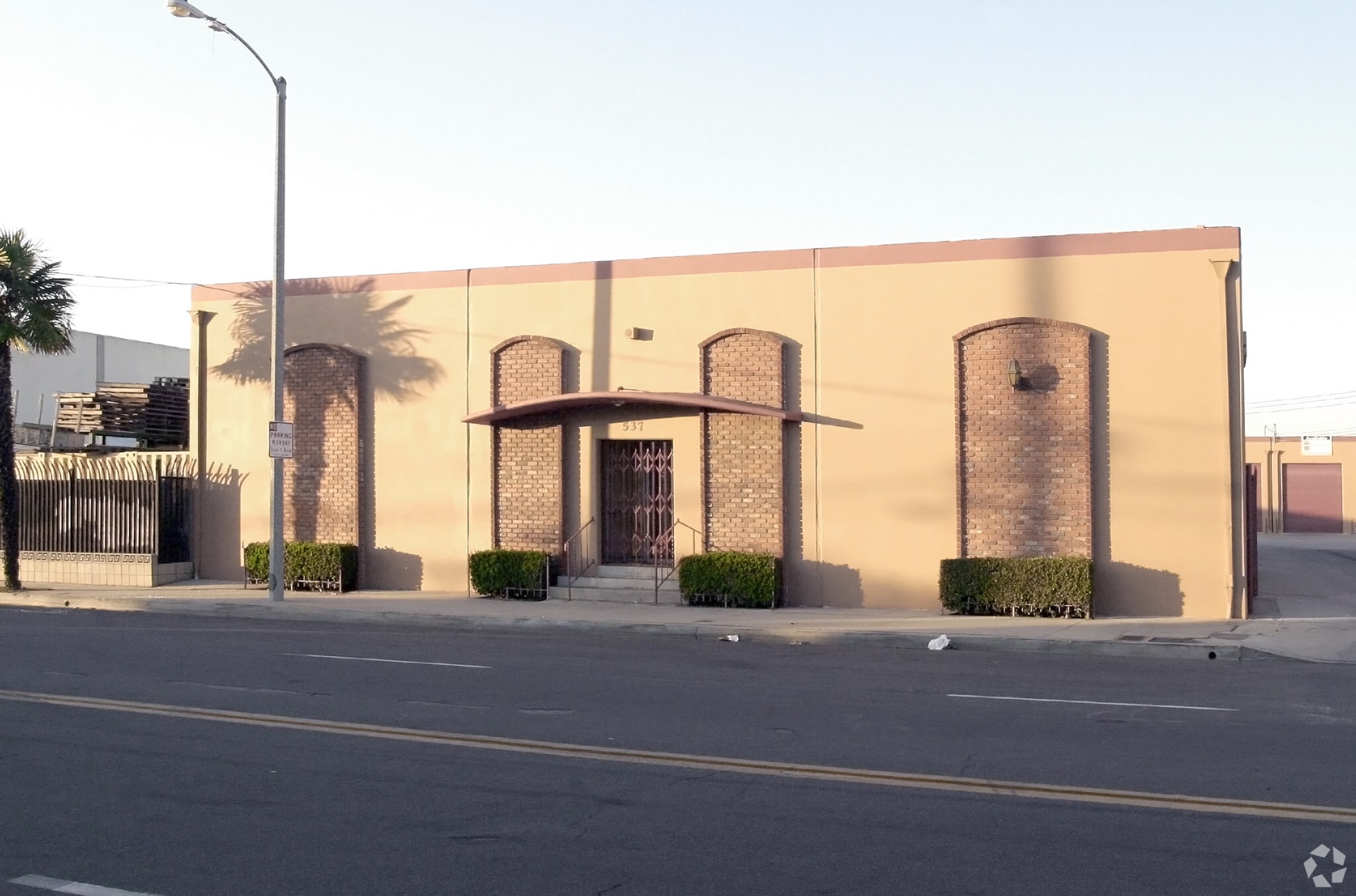 537 E Gardena Blvd, Carson, CA for lease Primary Photo- Image 1 of 13