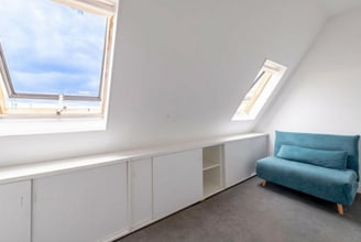 Office in Paris for lease Interior Photo- Image 2 of 8