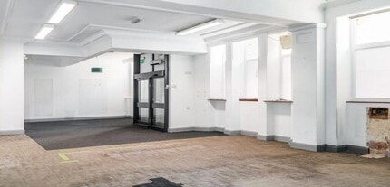 75 Cheap St, Sherborne for lease Interior Photo- Image 1 of 4