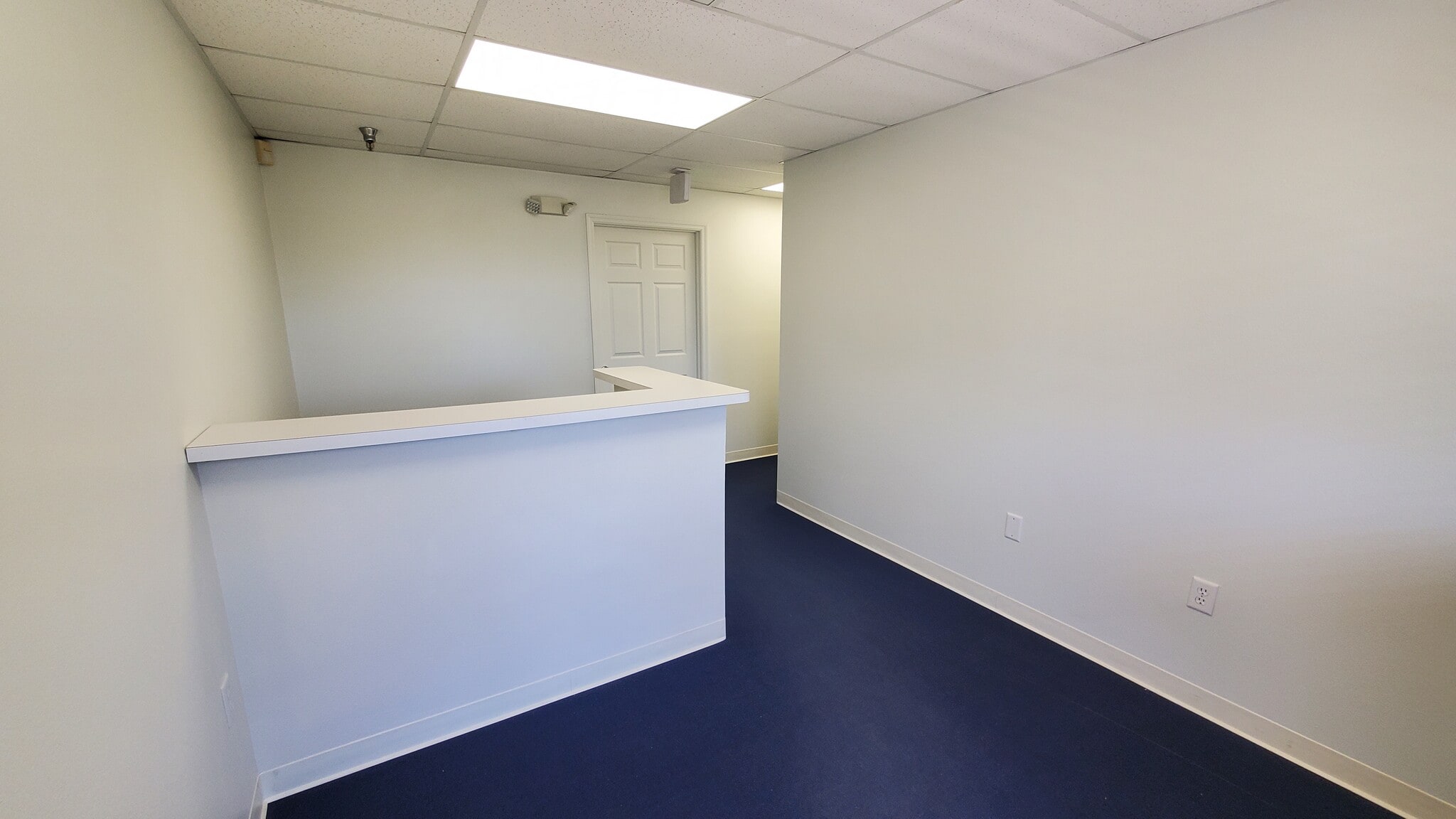 361-407 Interstate Blvd, Lakewood Ranch, FL for lease Interior Photo- Image 1 of 16