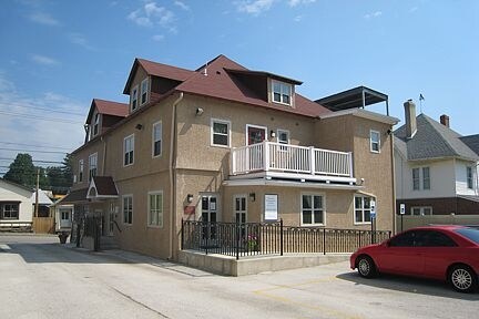 610-612 Lancaster Ave, Berwyn, PA for lease Primary Photo- Image 1 of 11