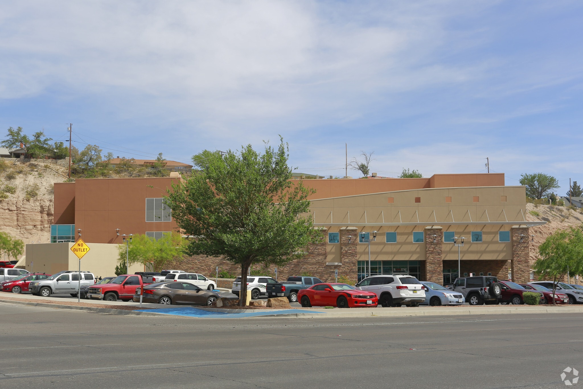 4532 N Mesa St, El Paso, TX 79912 Mesa Medical Office Building