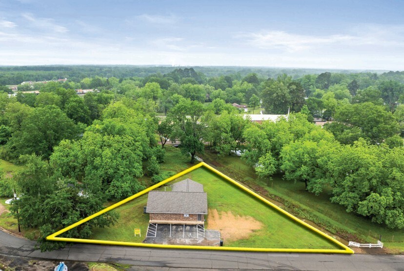 305 E Walnut St, Gurdon, AR for sale - Building Photo - Image 1 of 1