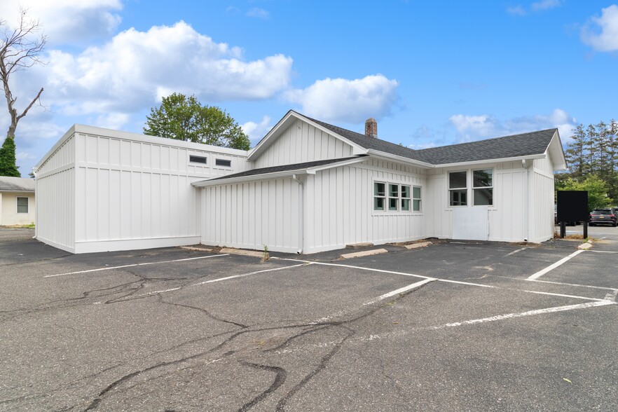 469 Main St, West Sayville, NY for sale - Building Photo - Image 3 of 12