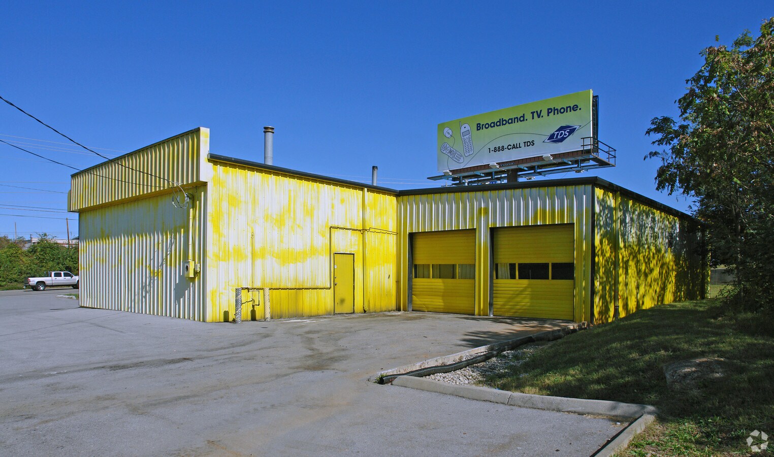 10716 Kingston Pike, Knoxville, TN 37934 Property Record