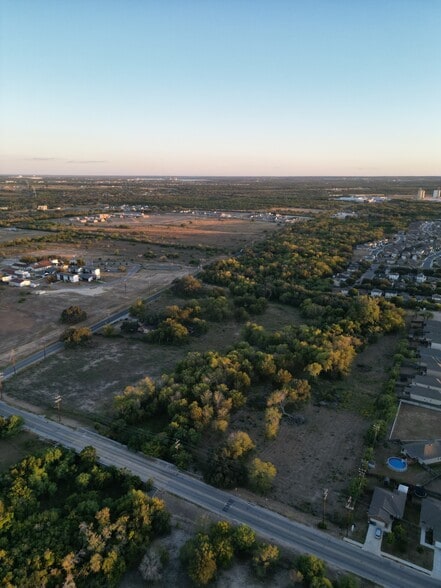 9811 Southton Rd, San Antonio, TX for sale - Building Photo - Image 3 of 12