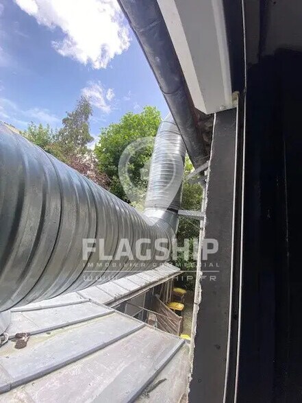 Retail in Montmorency for sale - Building Photo - Image 2 of 4