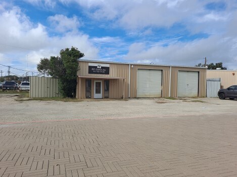 4709 Turner Warnell Rd, Arlington, TX for sale - Building Photo - Image 1 of 1