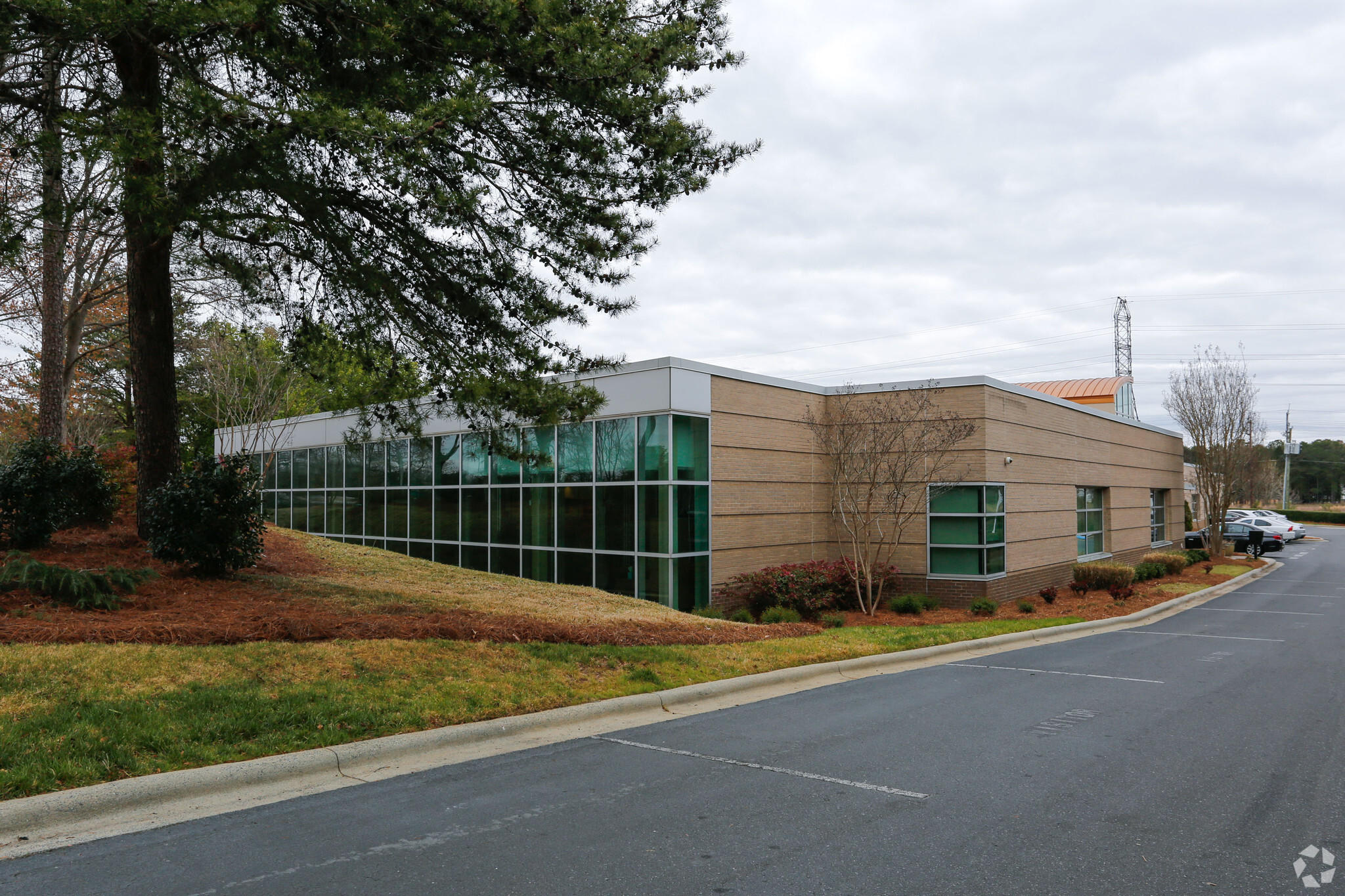 8025 Arrowridge Blvd, Charlotte, NC for sale Building Photo- Image 1 of 1