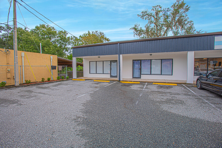 51 N Bumby Ave, Orlando, FL for lease - Building Photo - Image 3 of 19