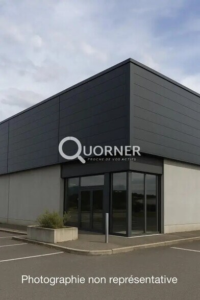 Retail in Lavelanet for sale - Building Photo - Image 1 of 4