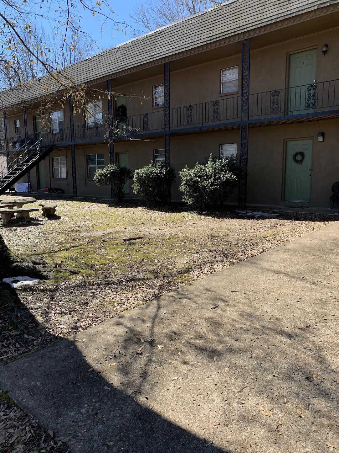 102 KAY Dr, Somerville, TN 38068