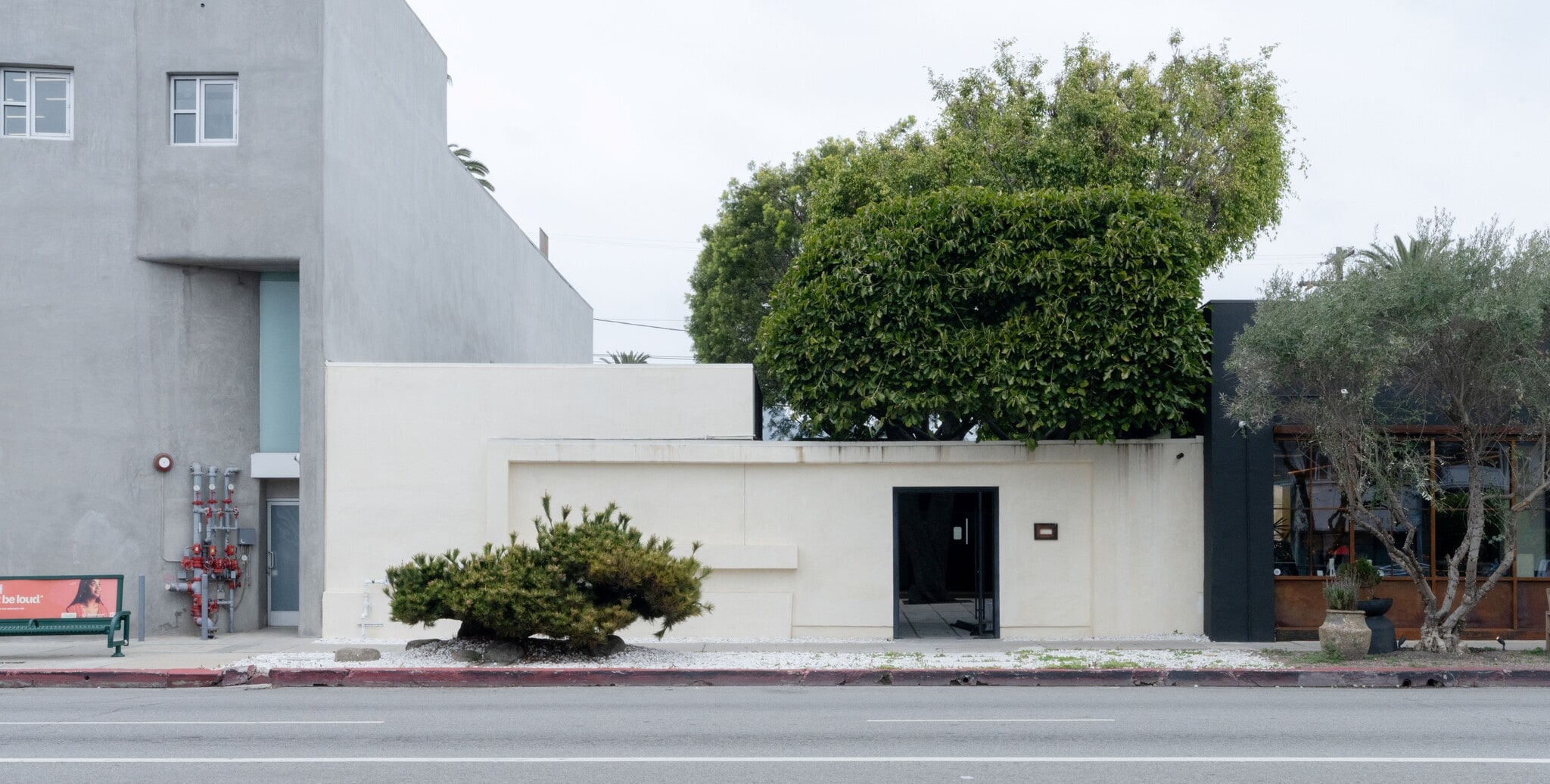 8271 Beverly Blvd, Los Angeles, CA for lease Building Photo- Image 1 of 13