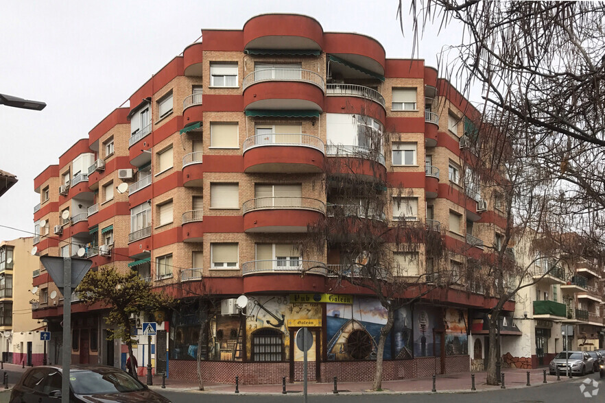 Calle de Cervantes, 9, Torrejón De Ardoz, Madrid for lease - Primary Photo - Image 1 of 2