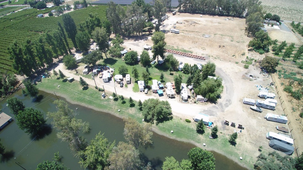 41920 Road 38, Reedley, CA for sale - Primary Photo - Image 1 of 1