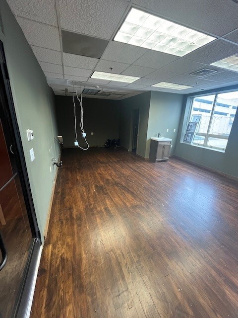 36 Lasalle Rd, West Hartford, CT for lease Interior Photo- Image 1 of 4