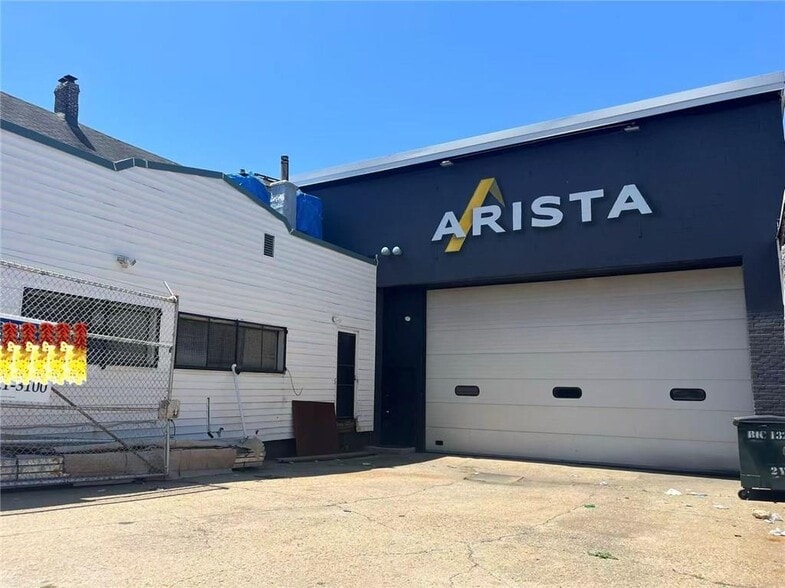 360 Broadway, Staten Island, NY for sale - Building Photo - Image 2 of 12