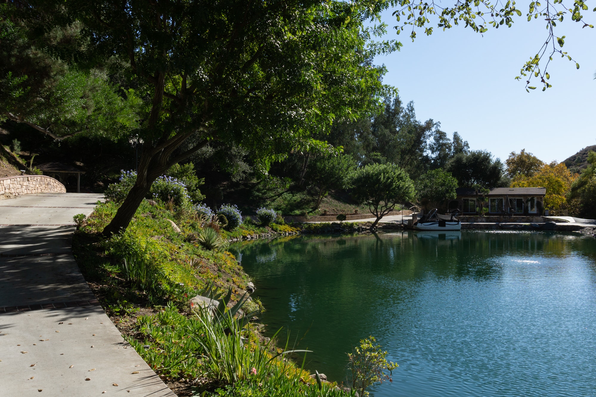 530 Stewart Canyon Rd, Fallbrook, CA for sale Primary Photo- Image 1 of 1