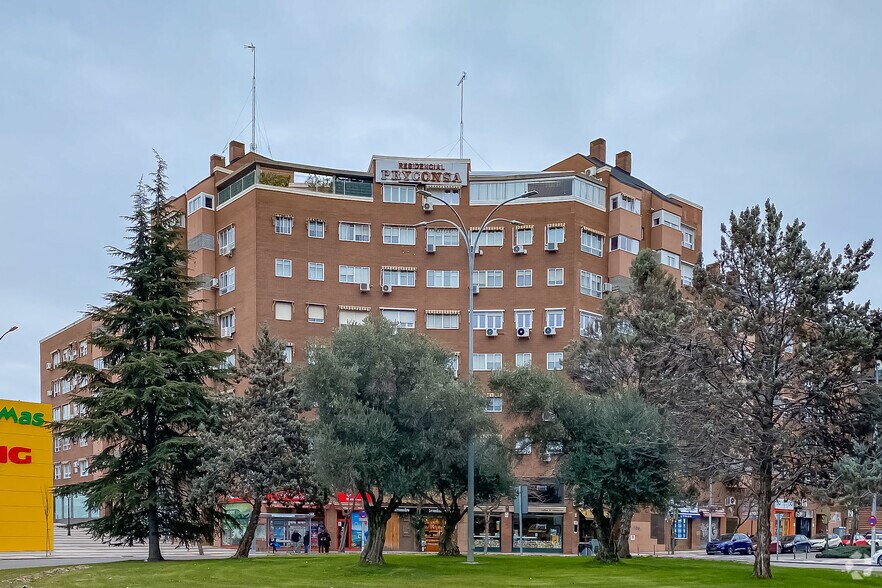 Multifamily in Alcorcón, Madrid for sale - Building Photo - Image 1 of 1