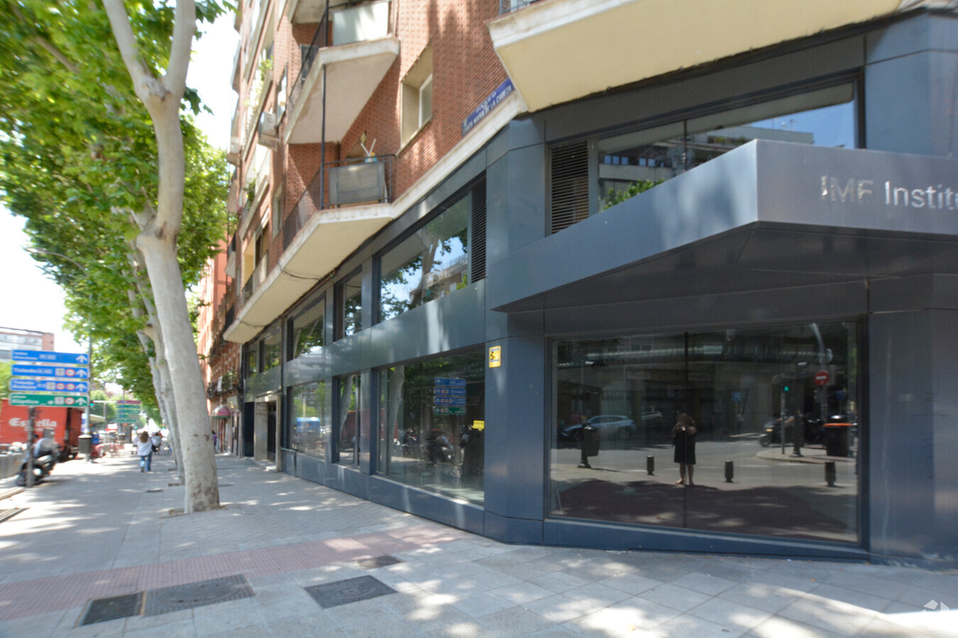 Madrid, MAD 28045 - Unit Puerta 01, Esc. 1 -  - Interior Photo - Image 1 of 4