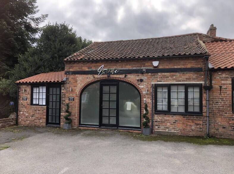 South Parade, Bawtry for lease - Building Photo - Image 2 of 3