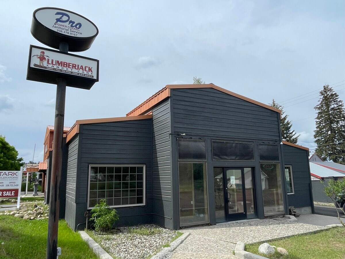 220 S Main St, Cascade, ID 83611