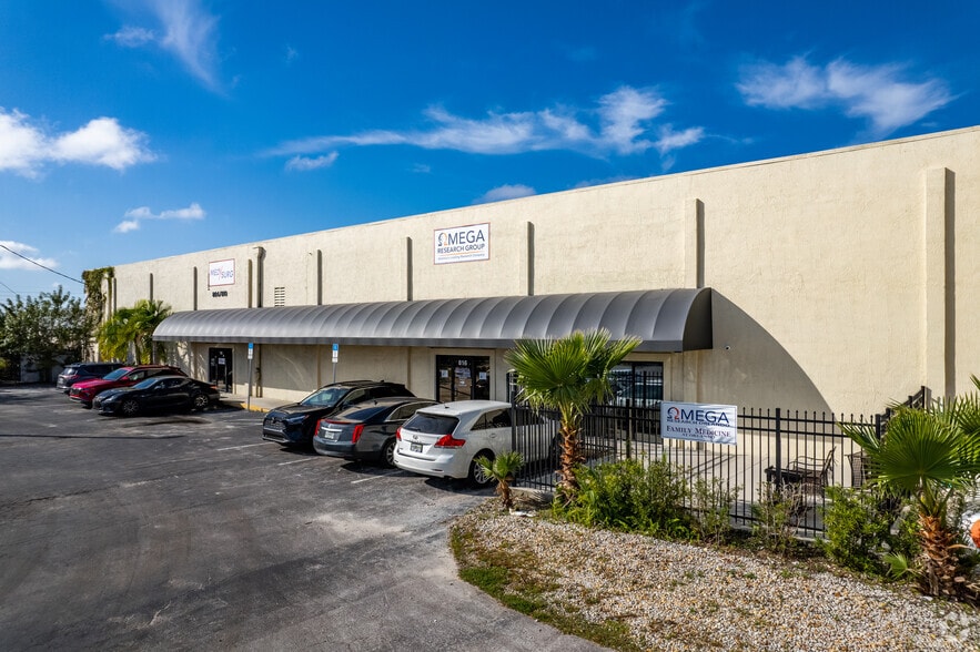 800-840 Mercy Dr, Orlando, FL for lease - Primary Photo - Image 2 of 38