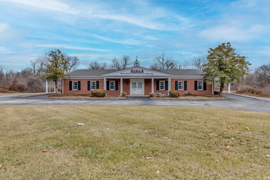 10212 Halls Ferry Rd, Saint Louis, MO 63136 | LoopNet